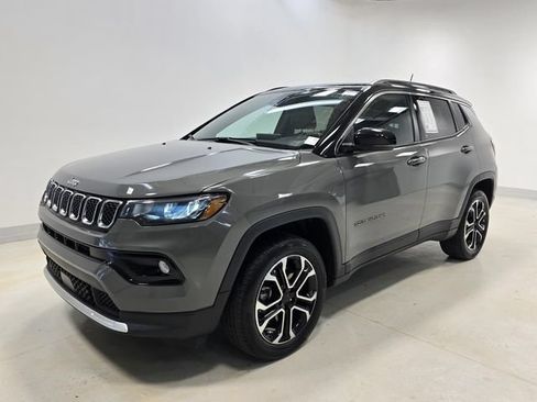 Used 2023 Jeep Compass Limited w/ Sun and Sound Group AWD/4WD image 37