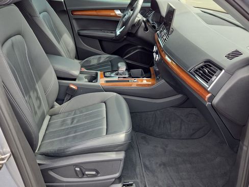 Certified 2023 Audi Q5 2.0T Premium Plus w/ Premium Plus Package AWD/4WD image 18