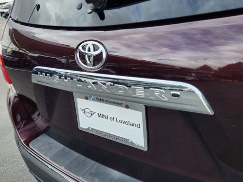 Used 2012 Toyota Highlander Limited w/ Tow Pkg image 31