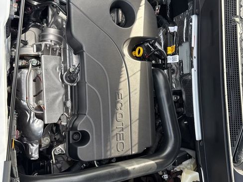 New 2026 Chevrolet Equinox LT w/ Convenience Package II image 35