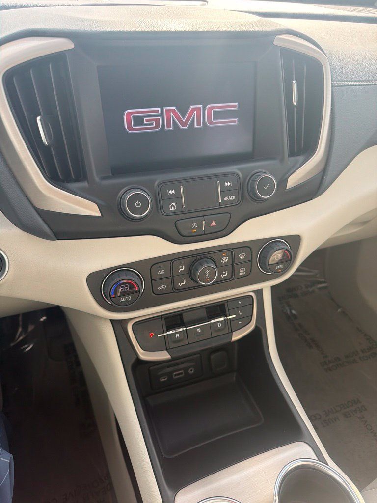 Certified 2023 GMC Terrain Denali w/ Denali Premium Package AWD/4WD image 5