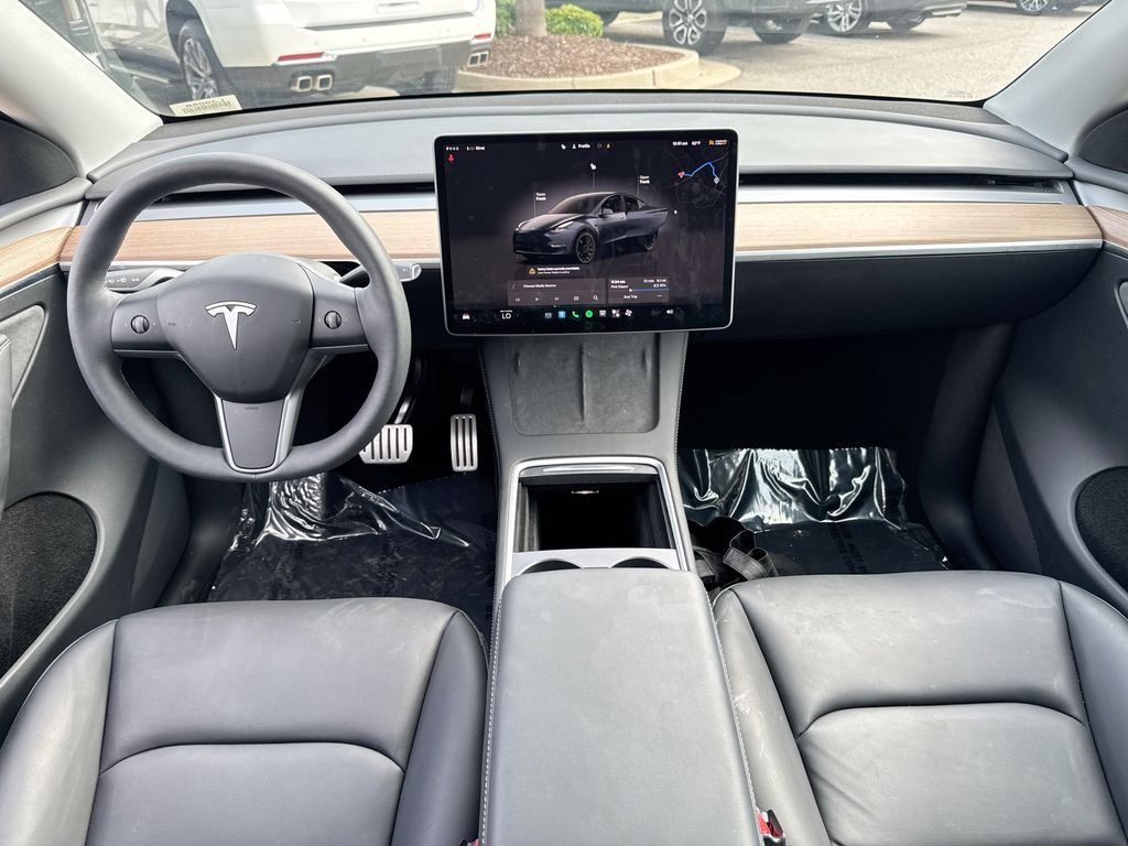 Used 2024 Tesla Model Y Performance AWD/4WD image 23