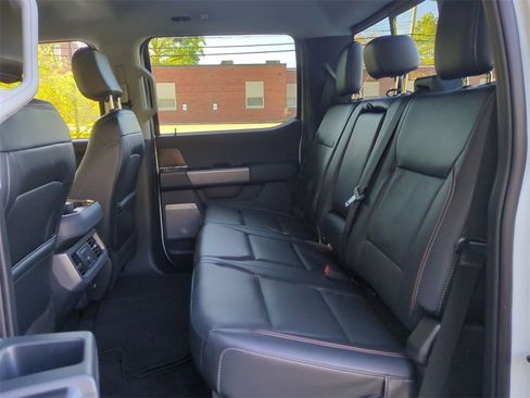 Used 2024 Ford F250 Lariat image 24