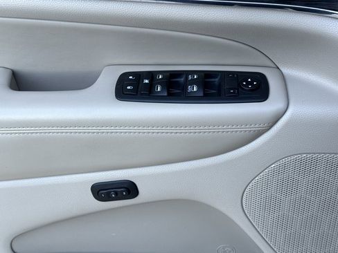 Used 2019 Jeep Grand Cherokee Limited w/ Luxury Group II image 18