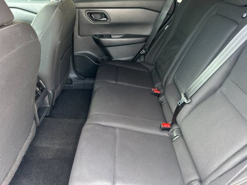 Used 2024 Nissan Rogue S AWD/4WD image 12