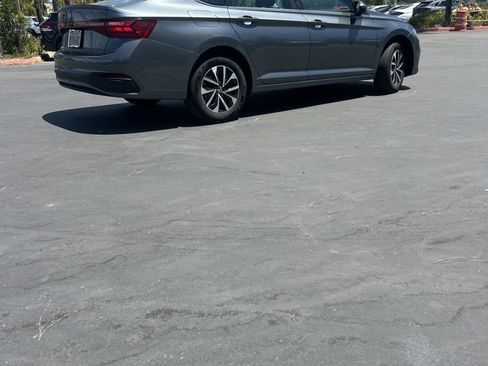 Used 2025 Volkswagen Jetta S FWD image 6