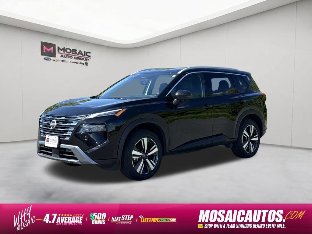 Used 2026 Nissan Rogue SL AWD/4WD image 3