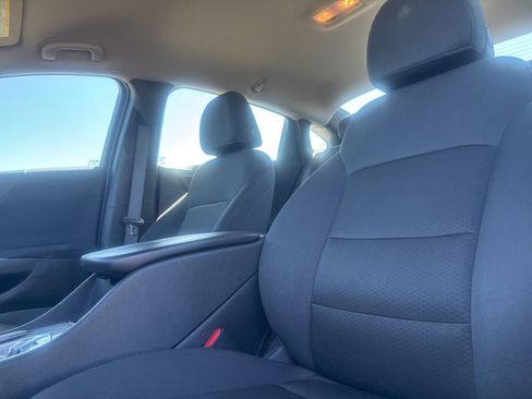 Used 2025 Chevrolet Malibu LT image 39