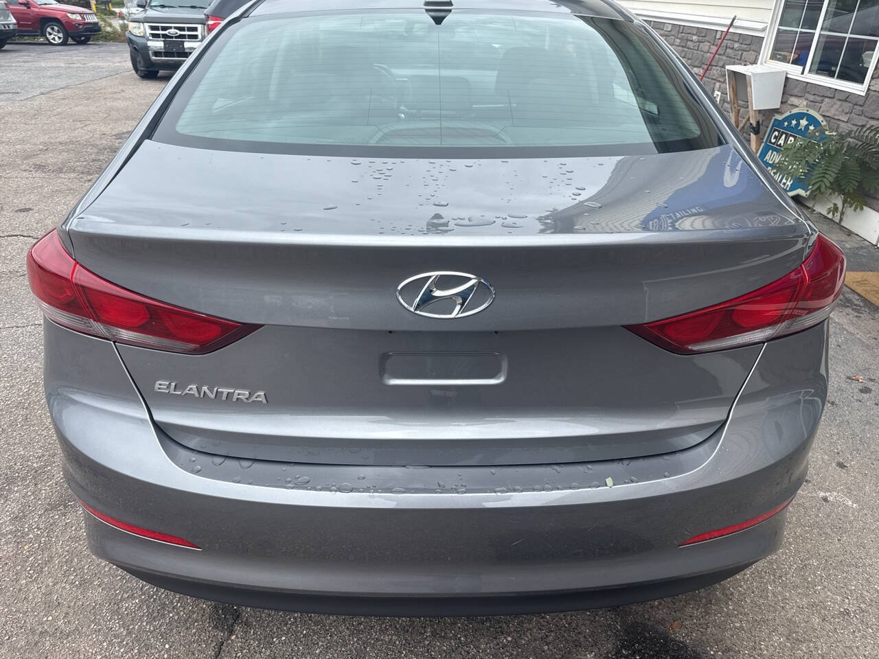 Used 2017 Hyundai Elantra Value Edition FWD image 10