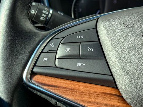 Used 2022 Cadillac XT5 Premium Luxury image 26