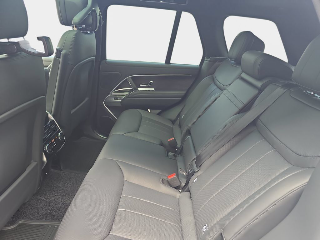 New 2026 Land Rover Range Rover SE AWD/4WD image 11