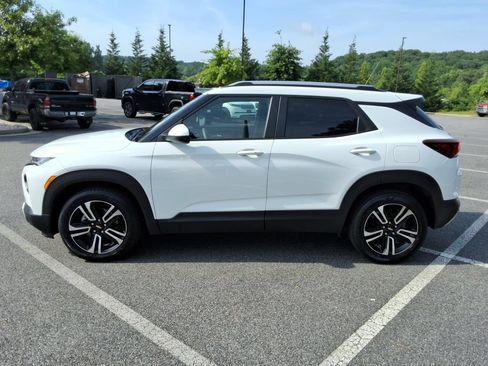 Certified 2023 Chevrolet TrailBlazer LT FWD image 8