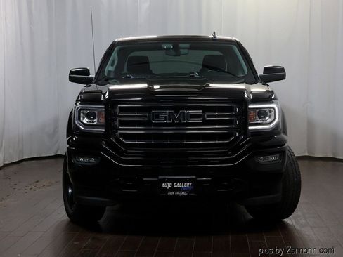 Used 2017 GMC Sierra 1500 SLE w/ SLE Value Package image 5