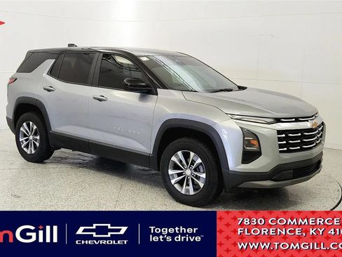 Used 2026 Chevrolet Equinox LT FWD image 1