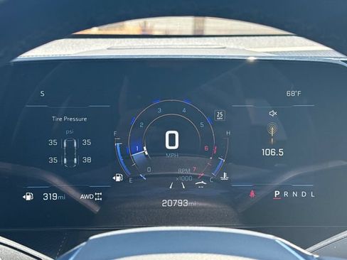 Used 2025 Chevrolet Equinox LT AWD/4WD image 15