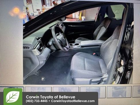 Used 2025 Toyota Camry LE image 2