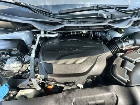 Used 2024 Honda Odyssey Sport image 10