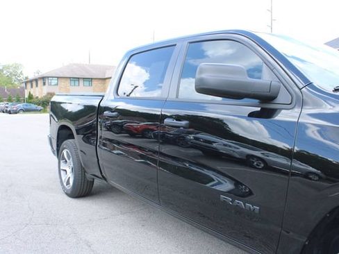 Used 2026 RAM 1500 Express AWD/4WD image 47
