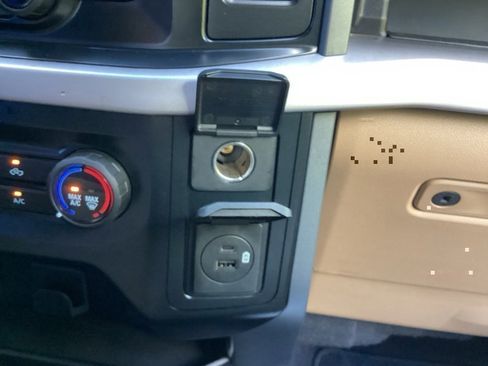 Used 2023 Ford F150 XLT image 56