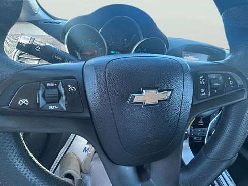 Used 2015 Chevrolet Cruze LT FWD image 14