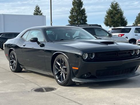 Used 2022 Dodge Challenger GT w/ Plus Package image 10