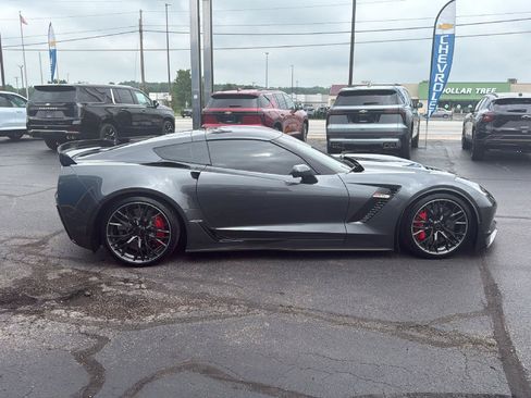 Used 2017 Chevrolet Corvette Z06 RWD image 6
