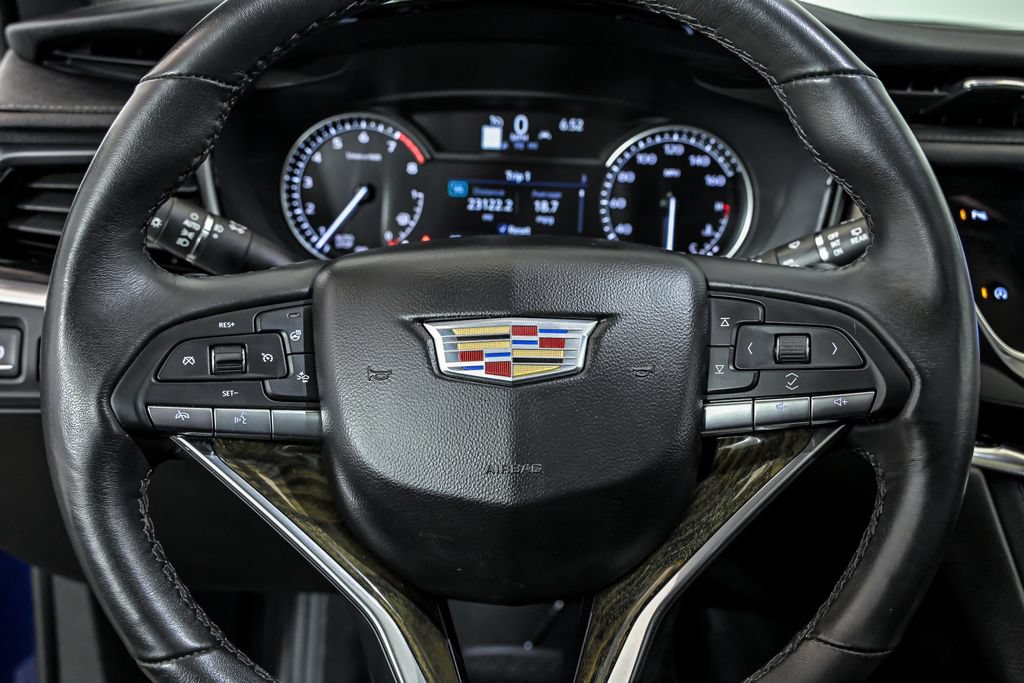 Used 2024 Cadillac XT6 Premium Luxury w/ LPO, Floor Liner Package AWD/4WD image 20