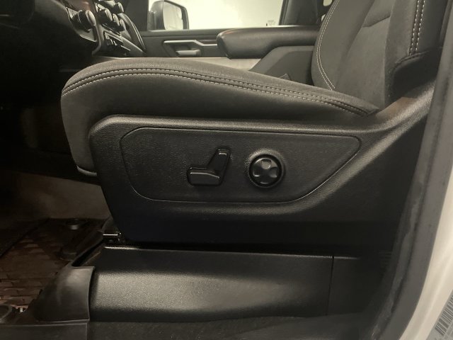 Used 2019 RAM 1500 Big Horn AWD/4WD image 12