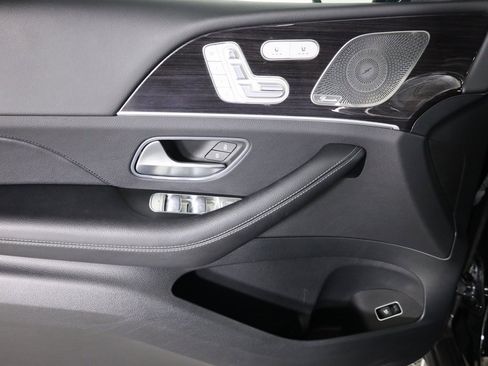 Used 2023 Mercedes-Benz GLE 450 4MATIC image 9