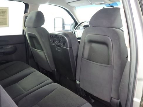 Used 2007 Chevrolet Silverado 2500 LT AWD/4WD image 39