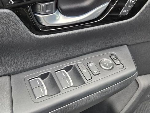 Used 2025 Honda CR-V EX-L image 14
