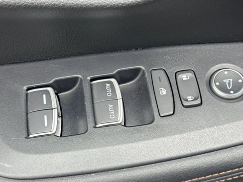 Used 2024 Honda HR-V Sport image 12