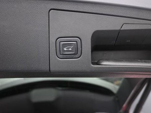 Used 2020 Cadillac XT4 Sport w/ Driver Awareness Package AWD/4WD image 24