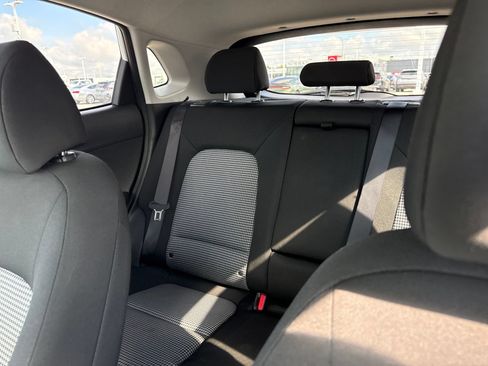 Used 2021 Hyundai Kona SEL FWD image 6