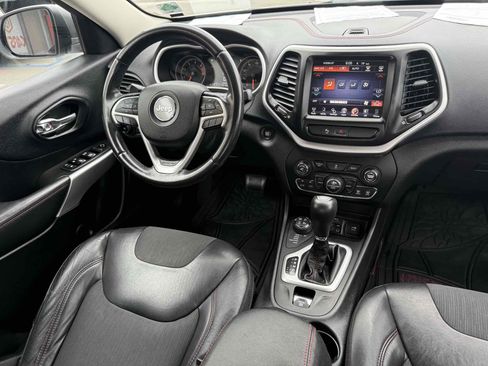 Used 2018 Jeep Cherokee Trailhawk image 67