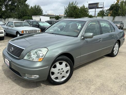 Used 2003 Lexus LS 430 RWD image 74