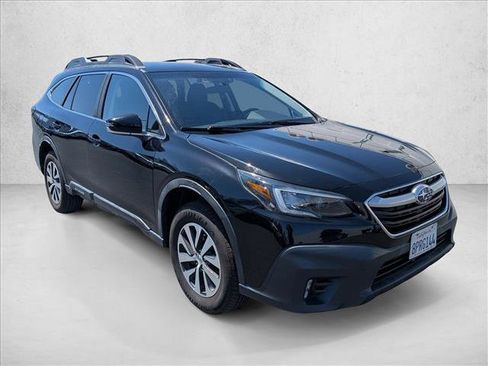 Used 2020 Subaru Outback Premium AWD/4WD image 3