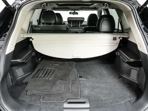 Used 2014 Nissan Rogue SL w/ SL Premium Package image 31