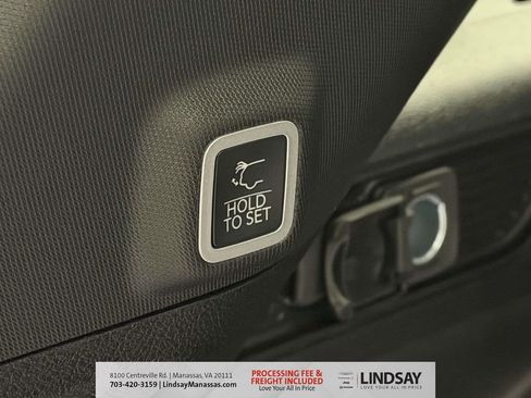 New 2025 Jeep Grand Cherokee Altitude AWD/4WD image 12