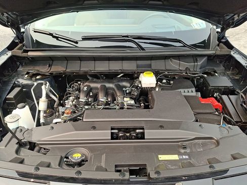 Used 2026 Nissan Pathfinder Platinum AWD/4WD image 29