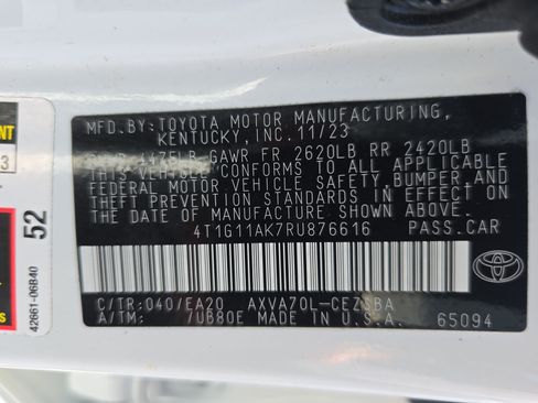 Used 2024 Toyota Camry SE FWD image 33