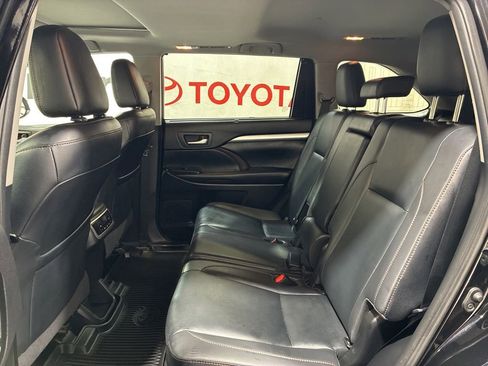 Used 2019 Toyota Highlander XLE w/ Protection Package #3 AWD/4WD image 20