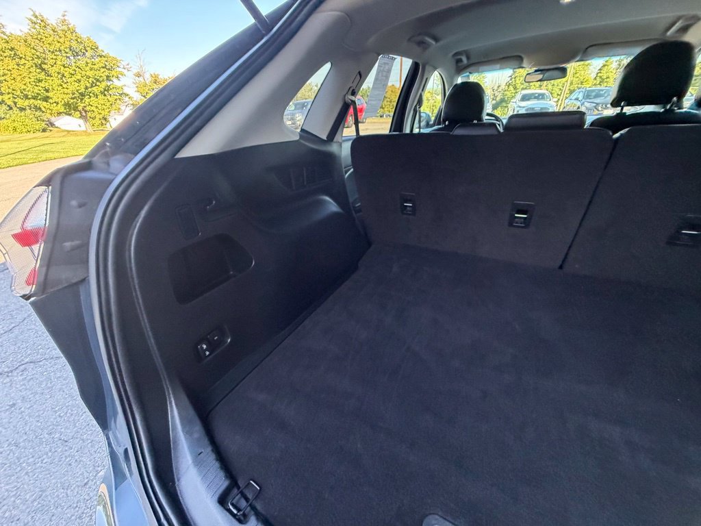 Certified 2019 Ford Edge SEL w/ Equipment Group 201A AWD/4WD image 45