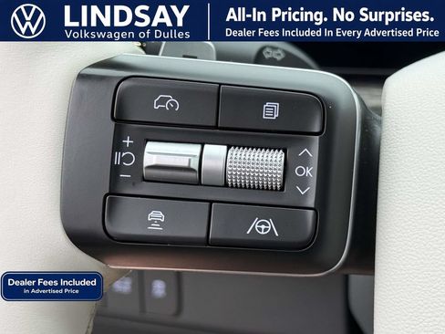 Used 2024 Hyundai Santa Fe Limited AWD/4WD image 22