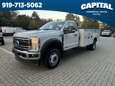 New 2024 Ford F550 4x4 Regular Cab Super Duty image 4