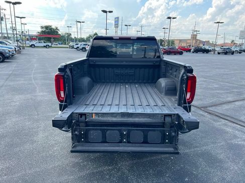 Used 2023 GMC Sierra 1500 SLT w/ SLT Convenience Package AWD/4WD image 33