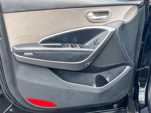 Used 2018 Hyundai Santa Fe Sport w/ 2.4L Value Package 02 image 17