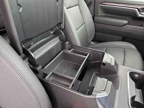 Used 2025 Chevrolet Silverado 2500 LTZ w/ LTZ Plus Package image 38