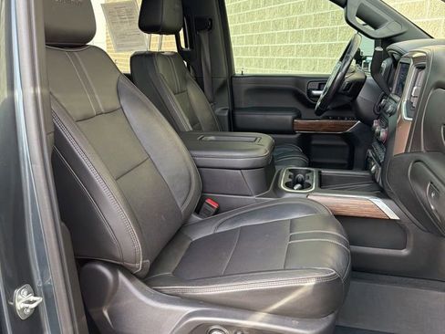 Used 2020 Chevrolet Silverado 3500 High Country image 47