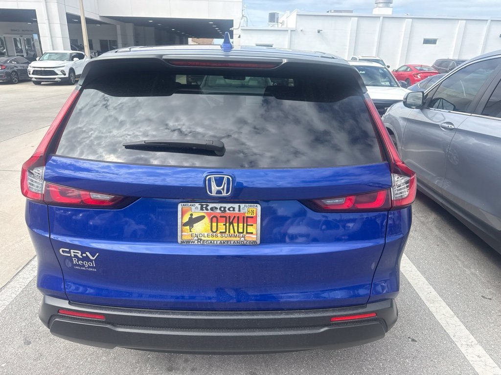 Used 2025 Honda CR-V LX image 16